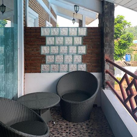 Urbanview Hotel Villa Q Gisting Bandjarnegeri Екстер'єр фото