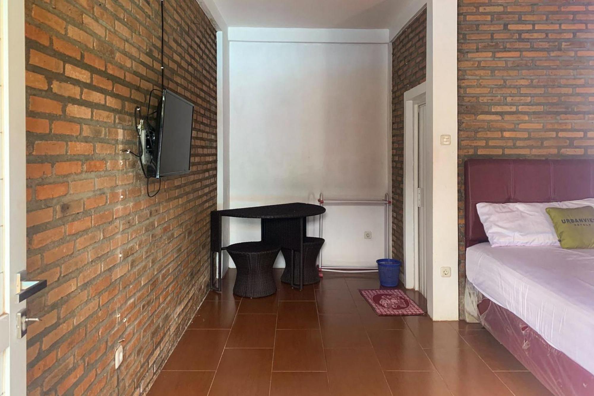 Urbanview Hotel Villa Q Gisting Bandjarnegeri Екстер'єр фото