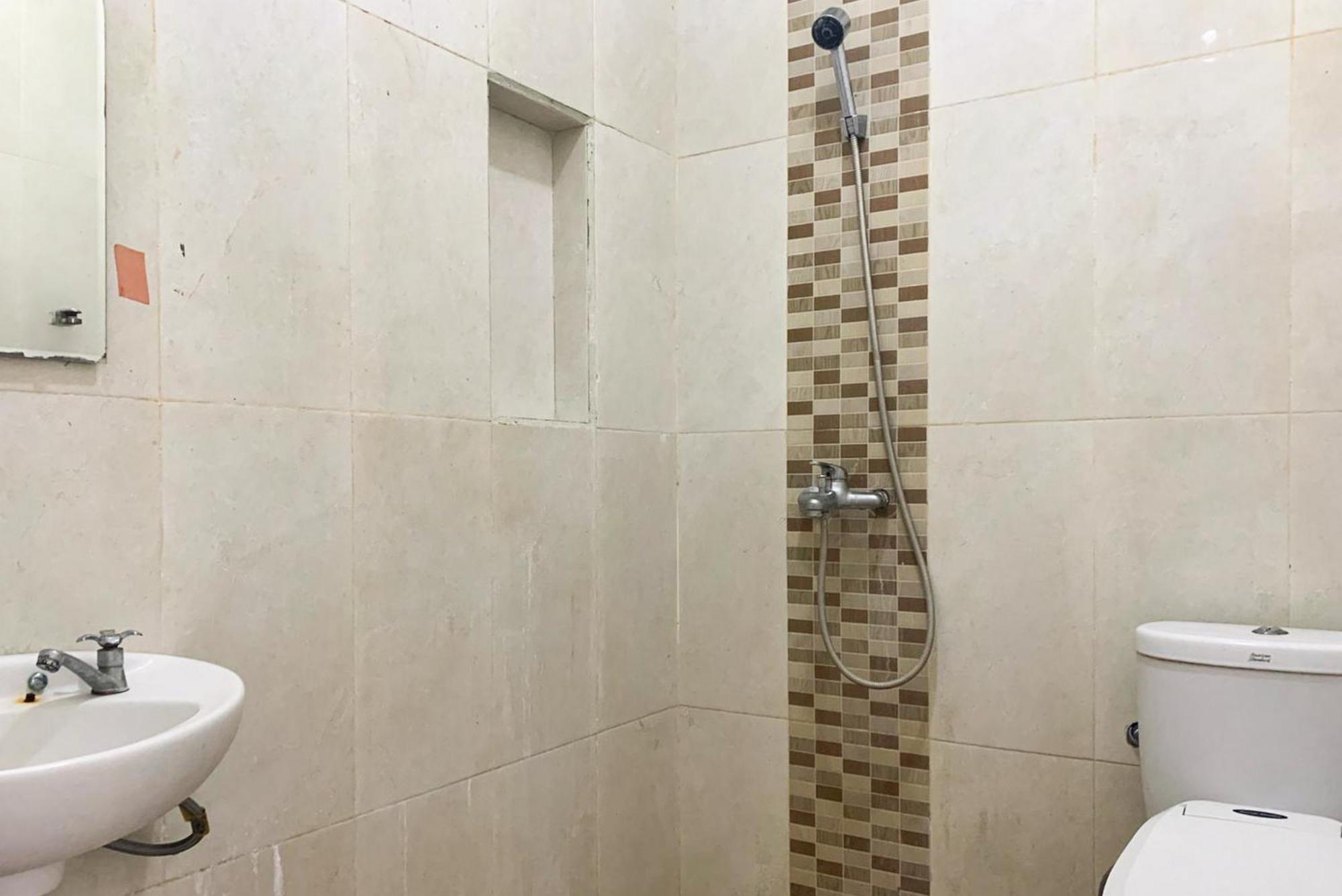 Urbanview Hotel Villa Q Gisting Bandjarnegeri Екстер'єр фото