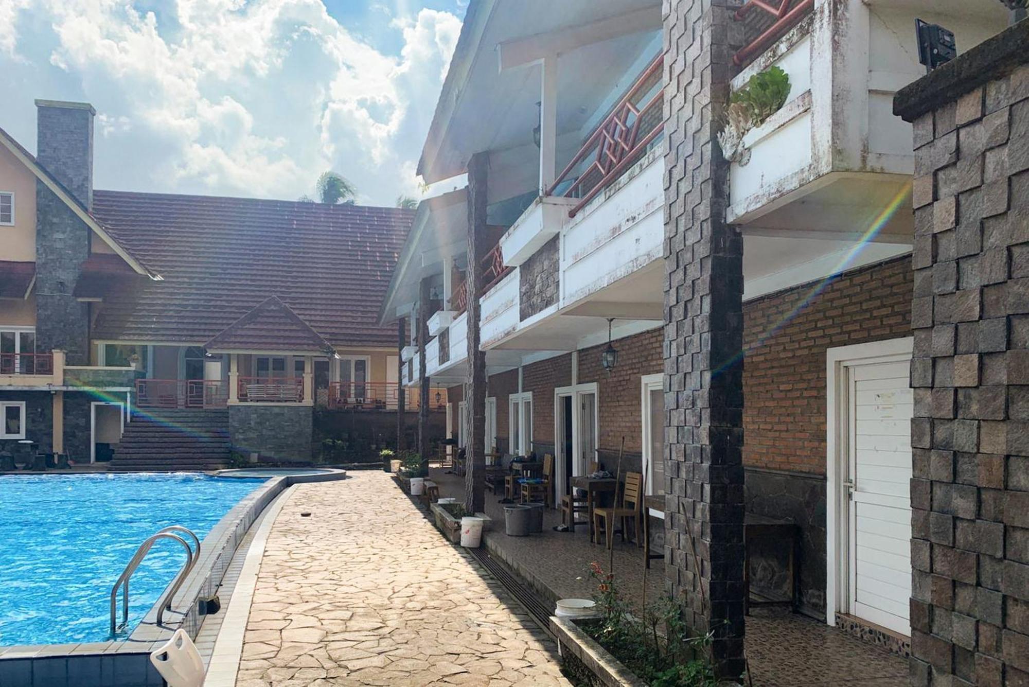 Urbanview Hotel Villa Q Gisting Bandjarnegeri Екстер'єр фото